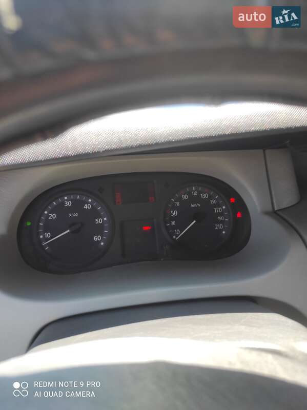 Минивэн Renault Trafic 2008 в Ворохте