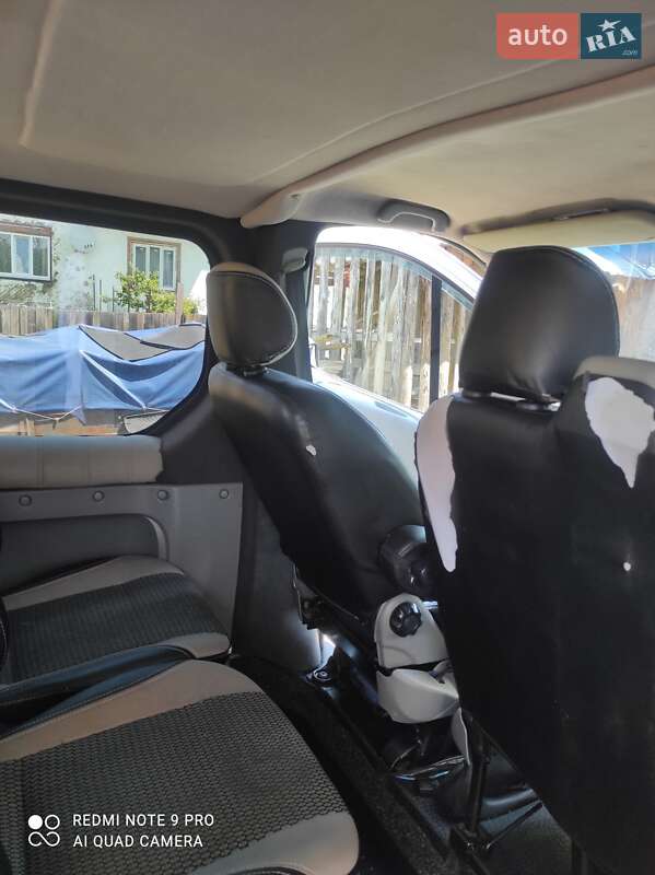 Минивэн Renault Trafic 2008 в Ворохте