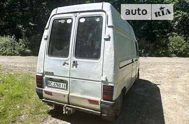 Грузовой фургон Renault Trafic 1996 в Буске