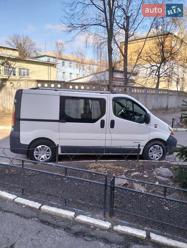 Мінівен Renault Trafic 2005 в Києві