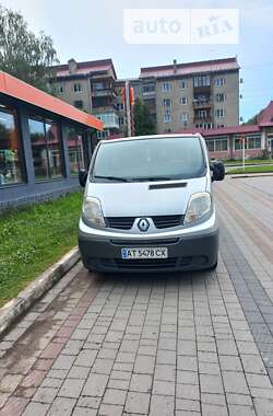 Минивэн Renault Trafic 2007 в Долине