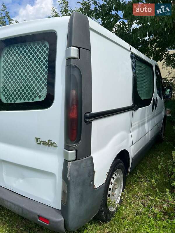 Грузовой фургон Renault Trafic 2006 в Тернополе фото 4 Грузовой фургон Renault Trafic 2006 в Тернополе