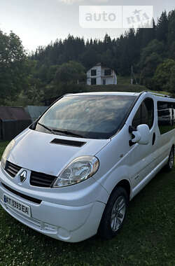 Минивэн Renault Trafic 2012 в Верховине