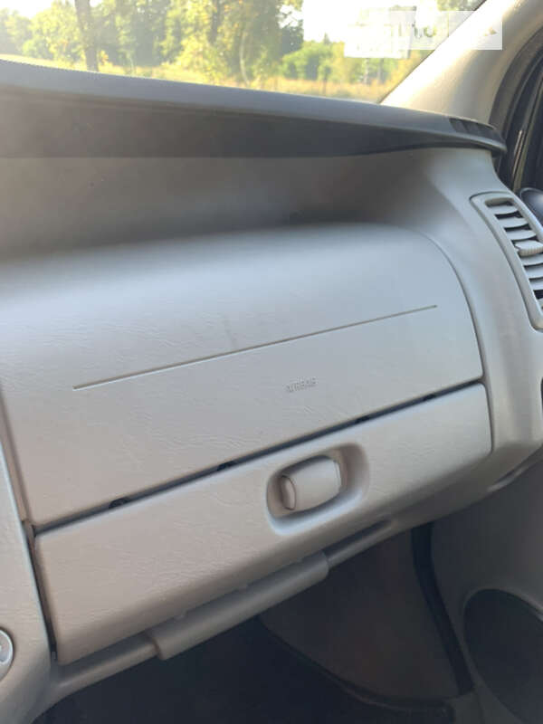 Минивэн Renault Trafic 2011 в Олевске