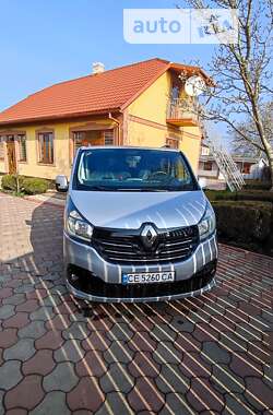 Мінівен Renault Trafic 2016 в Новоселиці