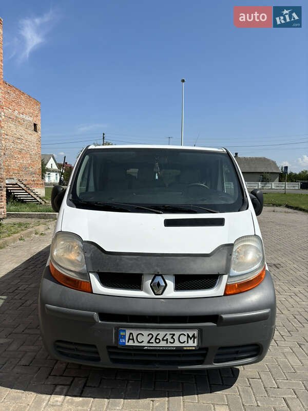 Минивэн Renault Trafic 2005 в Любомле