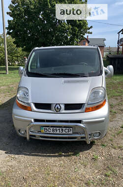 Минивэн Renault Trafic 2004 в Рава-Русской