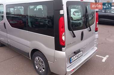 Минивэн Renault Trafic 2012 в 