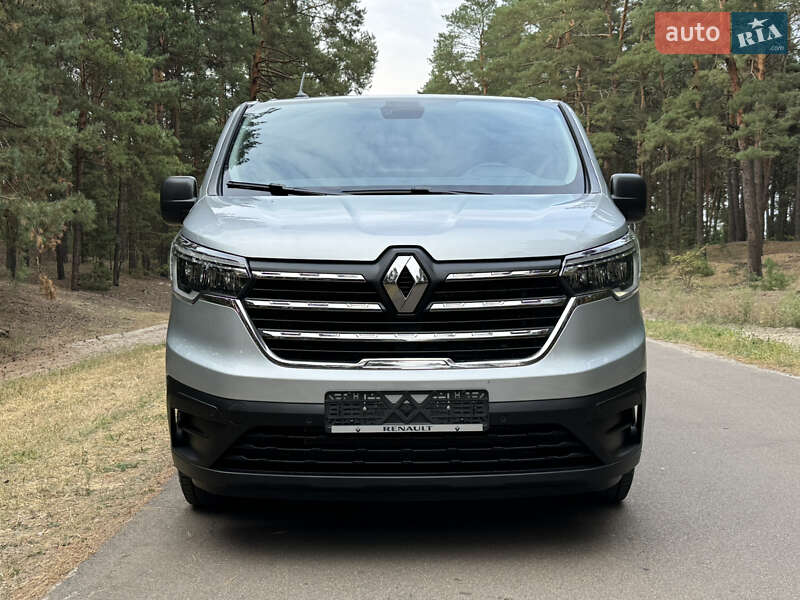 Минивэн Renault Trafic 2024 в Киеве