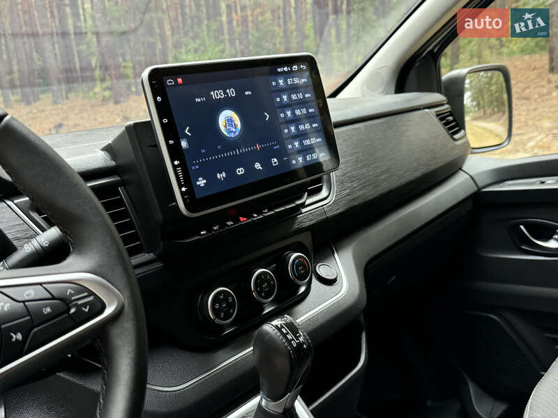 Минивэн Renault Trafic 2024 в Киеве