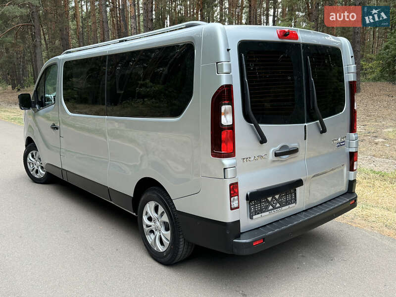 Минивэн Renault Trafic 2024 в Киеве