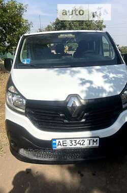 Мінівен Renault Trafic 2016 в Нікополі