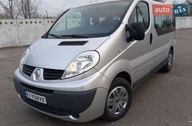Минивэн Renault Trafic 2012 в 
