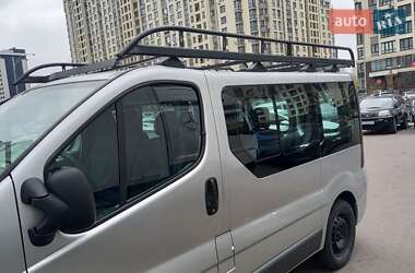 Минивэн Renault Trafic 2012 в 