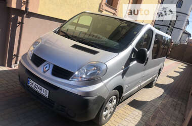 Мінівен Renault Trafic 2011 в Рівному