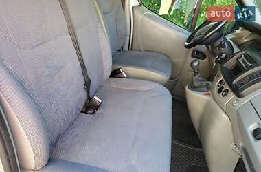 Мінівен Renault Trafic 2004 в 