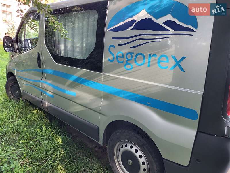 Минивэн Renault Trafic 2004 в Дрогобыче фото 8 Минивэн Renault Trafic 2004 в Дрогобыче