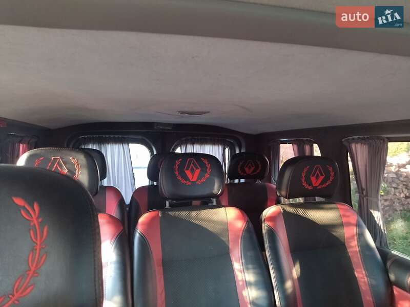 Минивэн Renault Trafic 2006 в Самборе фото 10 Минивэн Renault Trafic 2006 в Самборе