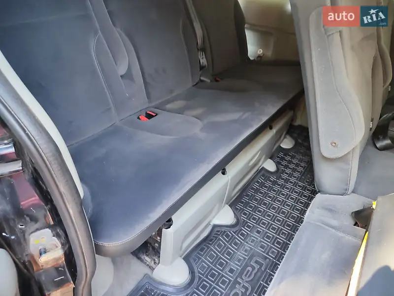 Мінівен Renault Trafic 2013 в 