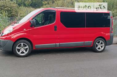 Мінівен Renault Trafic 2013 в Чернівцях