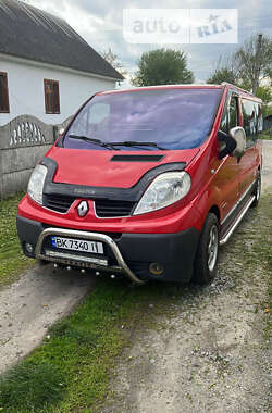 Мінівен Renault Trafic 2007 в Кореці