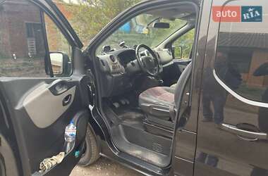 Минивэн Renault Trafic 2016 в 