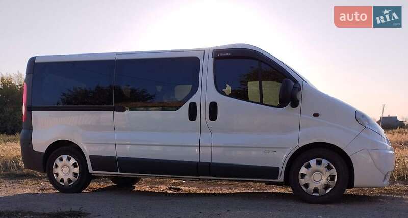 Мінівен Renault Trafic 2008 в Межовій