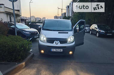 Грузовой фургон Renault Trafic 2014 в Киеве