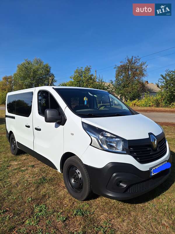 Мінівен Renault Trafic 2016 в Зачепилівці