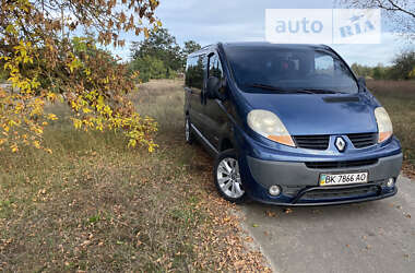 Мінівен Renault Trafic 2007 в Володимирці