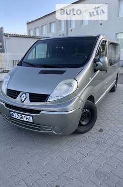 Мінівен Renault Trafic 2009 в Бучачі