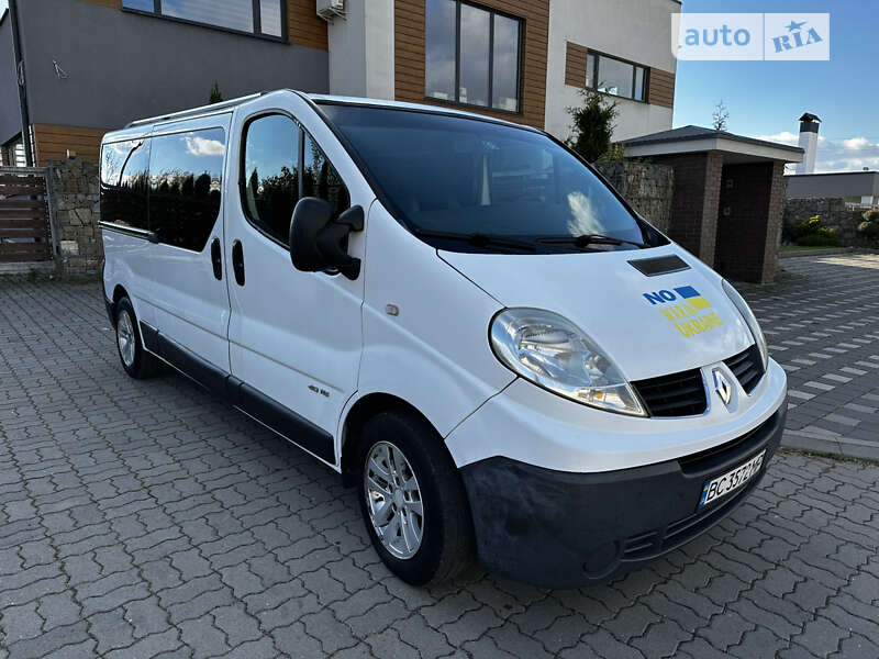 Минивэн Renault Trafic 2008 в Стрые