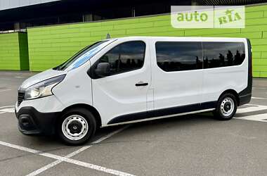 Минивэн Renault Trafic 2016 в Киеве