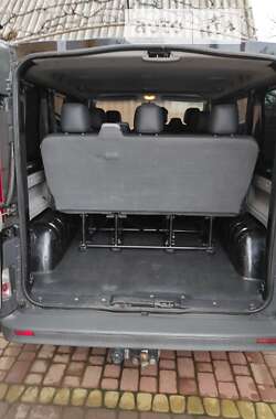 Минивэн Renault Trafic 2011 в Иршаве