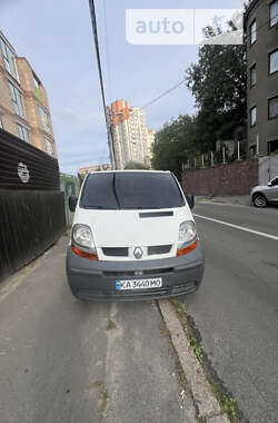 Мінівен Renault Trafic 2004 в Камені-Каширському