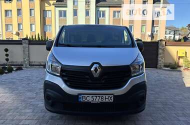 Грузовой фургон Renault Trafic 2015 в Львове