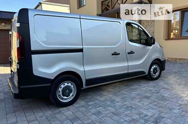 Грузовой фургон Renault Trafic 2015 в Львове