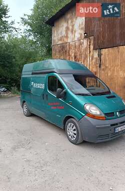 Грузовой фургон Renault Trafic 2004 в Новомосковске