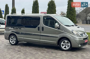 Минивэн Renault Trafic 2011 в Сарнах