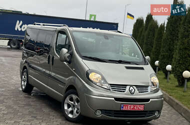 Минивэн Renault Trafic 2011 в Сарнах