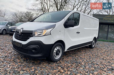 Вантажний фургон Renault Trafic 2018 в Рівному