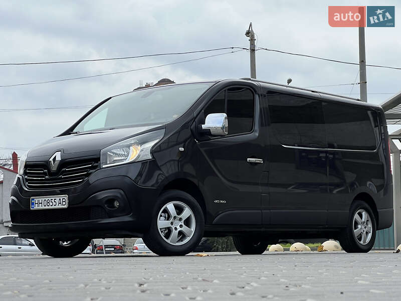 Вантажний фургон Renault Trafic 2015 в Одесі