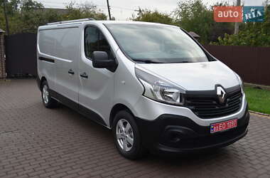 Вантажний фургон Renault Trafic 2017 в Дубні