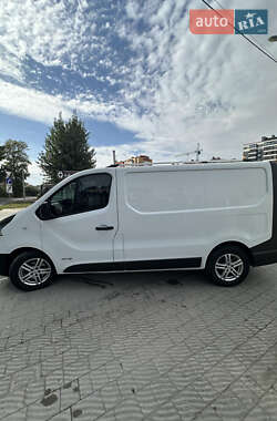 Вантажний фургон Renault Trafic 2015 в Тернополі