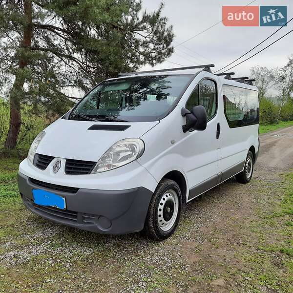 Мінівен Renault Trafic 2010 в Ужгороді