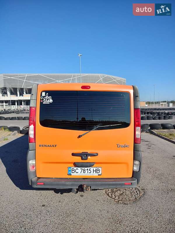 Грузовой фургон Renault Trafic 2013 в Львове