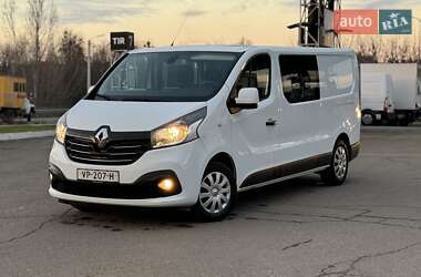 Мінівен Renault Trafic 2015 в Дубні