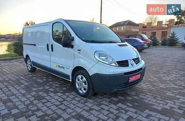 Вантажний фургон Renault Trafic 2013 в Рівному