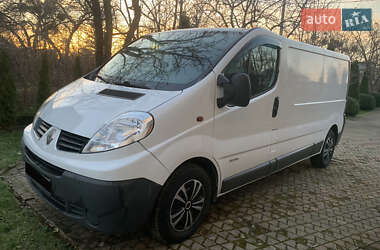 Грузовой фургон Renault Trafic 2008 в Стрые