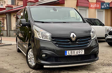 Грузовой фургон Renault Trafic 2015 в Полтаве